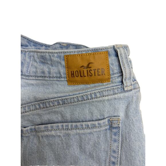 Hollister Women’s Distressed Light Wash Denim Ultra High Rise Mom Short Size 26 - Picture 5 of 5